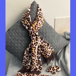 Scarf - for pet parents (ani..