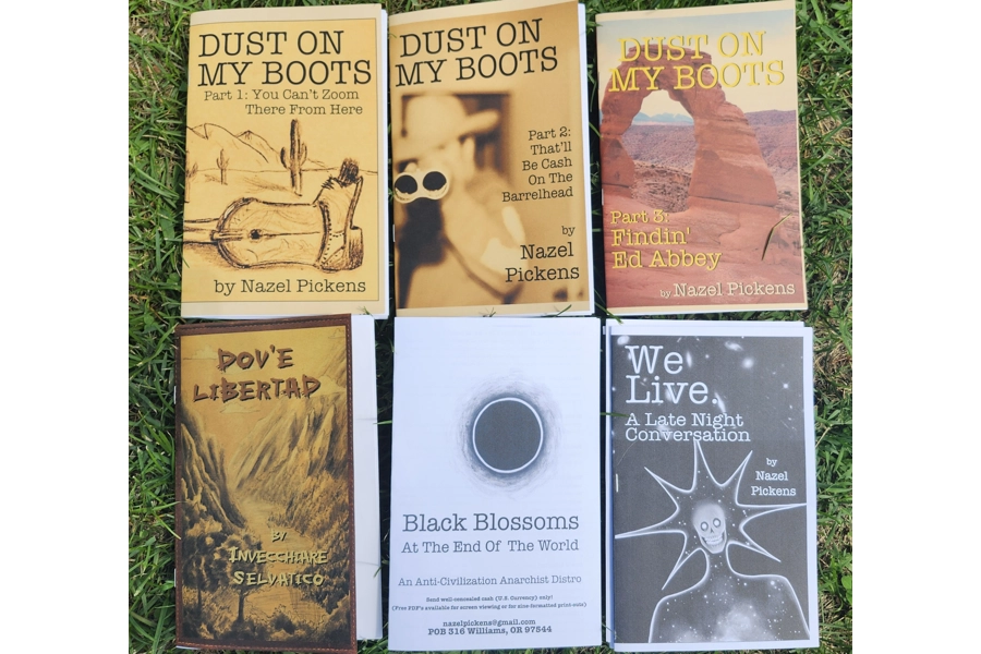 Black Blossoms Bundle