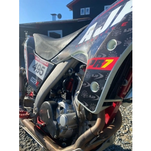 Carbon Fiber Engine Covers for AJP PR7