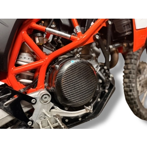 Carbon Fiber Engine Covers for 2026+ KTM 690 / Husqvarna 701