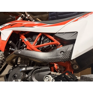 Carbon Fiber Exhaust heat shield for 2026+ KTM 690 Enduro/SMC
