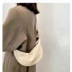 Small White Shoulder Bag For Stylish Women