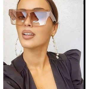 Find the Perfect Sunglasses for Every Face Shape