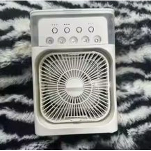 Mini Powerful Fan Prevents Extreme Heat