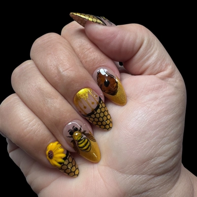 Nail Set - Honey Bees