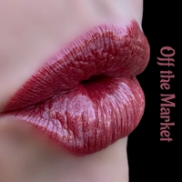 Off the Market - Long Wear Lip Color (Gloss Requ..
