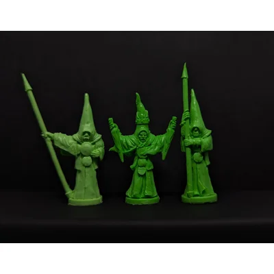 Gorgon queen and royal guards