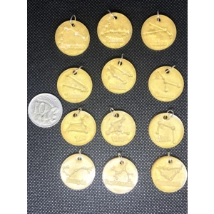 Resin zodiac star sign pendants golden colour