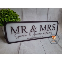 Mr & Mrs street sign