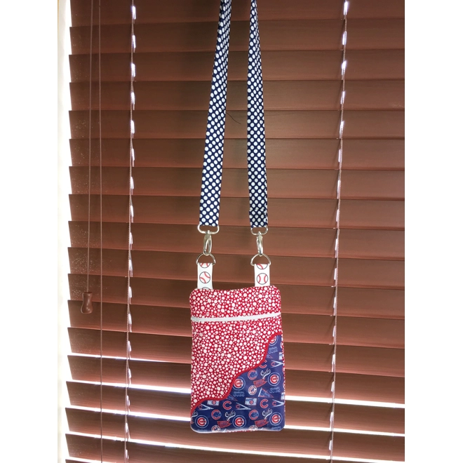 product Image for Chicago Cubs vertical diagonal crossbody bag