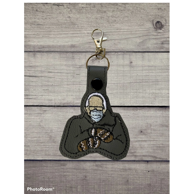 Additional Image for Bernie with mittens