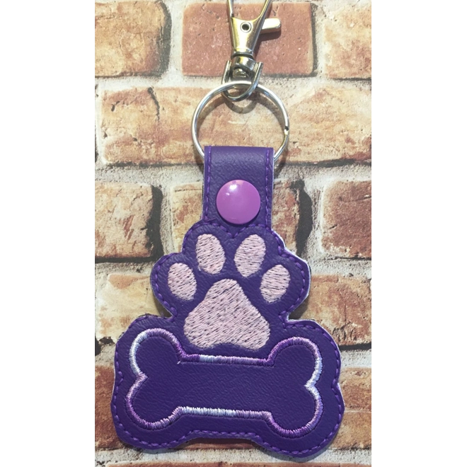 Additional Image for Paw and bone keychain