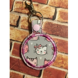 basic circle keychain