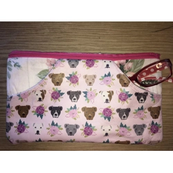 Front pocket zipper bag