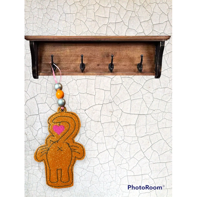 Additional Image for The cat’s behind