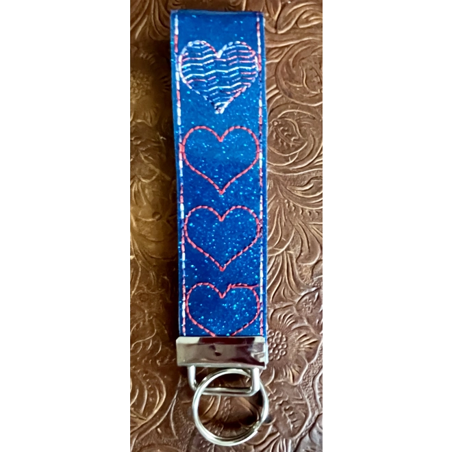 Additional Image for Heart wristlet