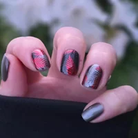 Charming Leaves Dark