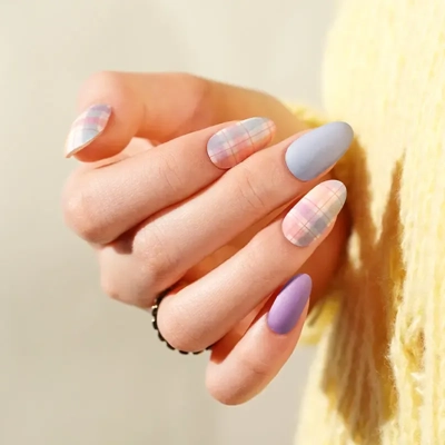 Spring Plaiditude Semi Cured Gel Wraps