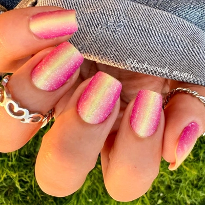 Strawberry Lemonade Glossy