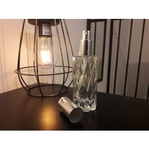 60ml Clear Tall Glass Oval Bottle with Diamond Design and Silver Atomiser Spray