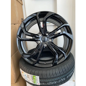 19" Reifnitz style alloy wheels 5x112 VW