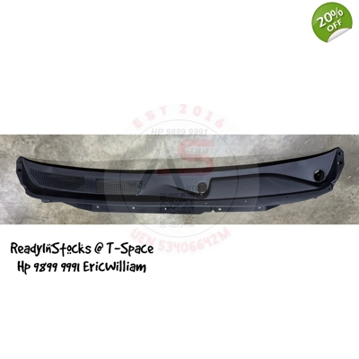 NV200 Wiper Cowl Top Panel