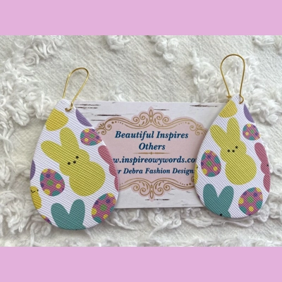 Peeps light Weight faux leather dangle