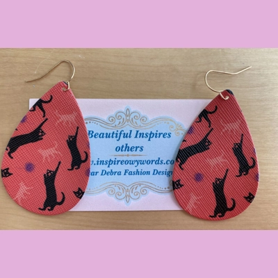 Cats and yarn Light Weight Faux Leather Dangle Earrings