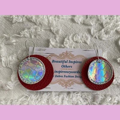 Shine round circle light Weight faux leather dangle earrings