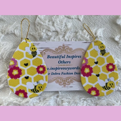 Bees honeycomb flowers light Weight faux leather dangle earrings