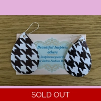 Black And White Design Light Weig..