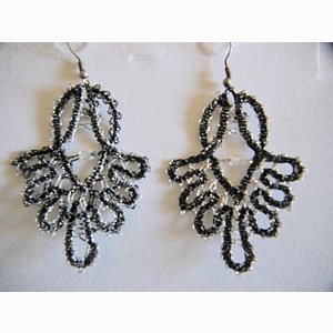 Uhani 25 - Temno sivi z srebrno nitko metalizirani