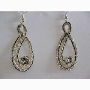 Uhani 4 - zlati z modro nitko metalizirani / Golden with blue thread