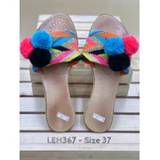 Sandals with Pompoms