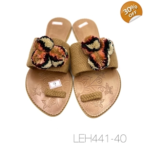 Sandals with Pompoms