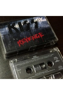 KISS REVENGE