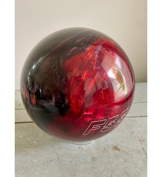 BOWLING BALL