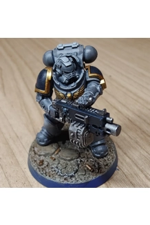 WARHAMMER CUSTOM FIGURINE CAPTAIN DAVIAN THULE