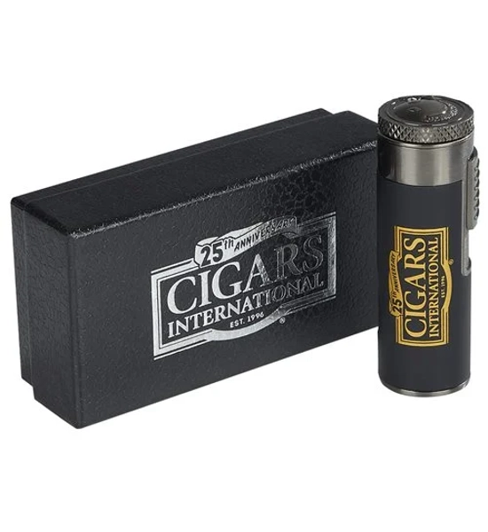 LIGHTER CIGARS INT. TORCH QUAD 25TH ANNIVERSARY