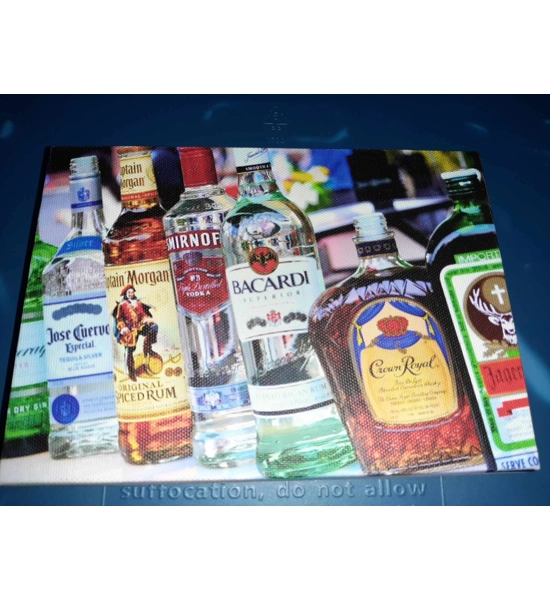 CANVAS LIQUOR