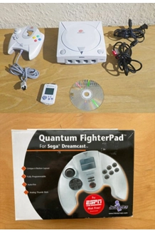 SEGA DREAMCAST WITH FIGHTERPAD