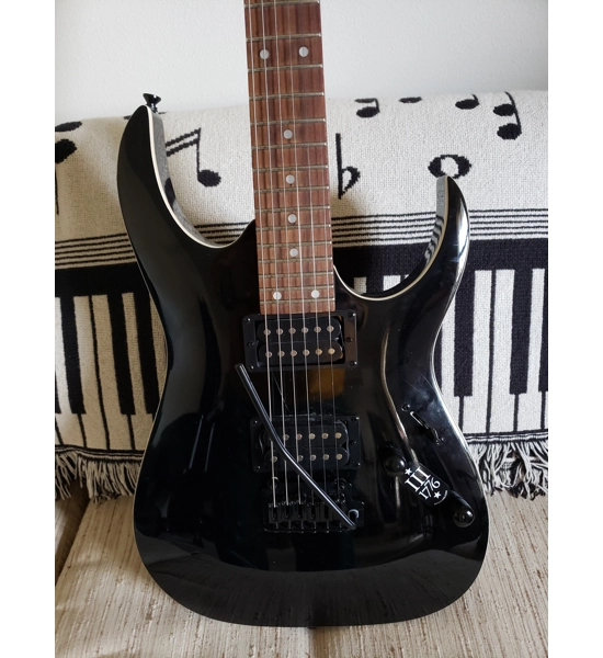 GUITAR IBANEZ GIO