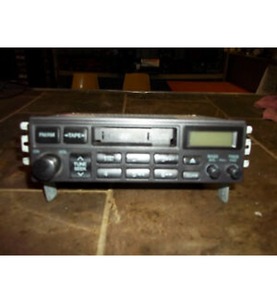 AUTO STEREO HYUNDAI CASSETTE