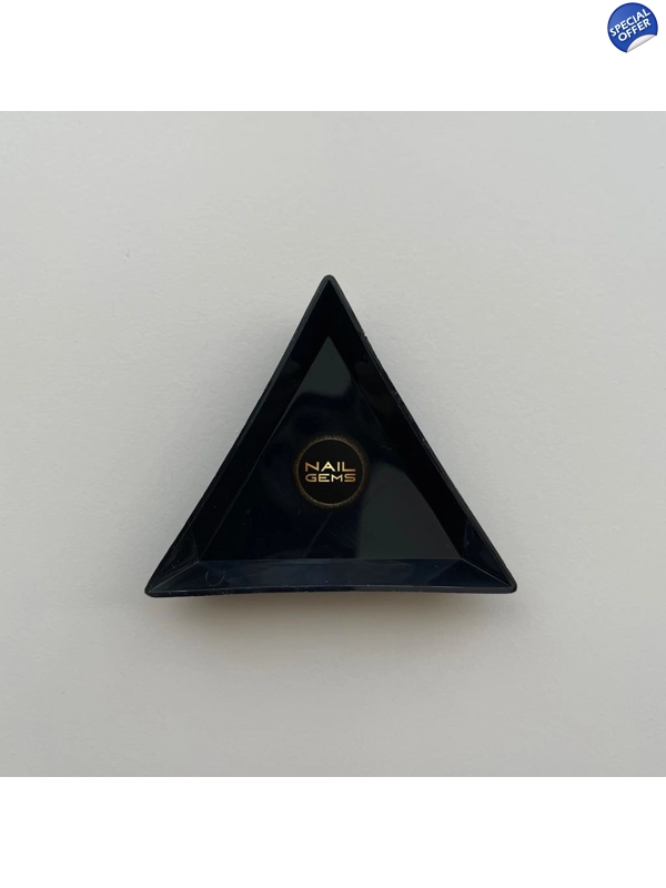 1 Black Triangle Nail Display Plate