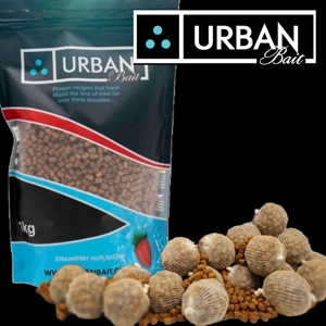 50 Urban Baits Strawberry Nutcracker pre-tied PVA balls