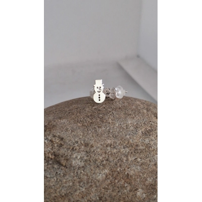 Snowman studs Snowman studs