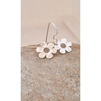 Six petal flower dangly earrings