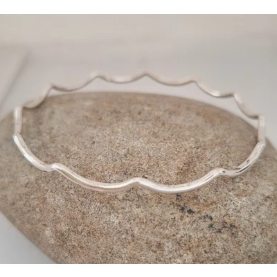 Sterling Silver Scallop Bangle
