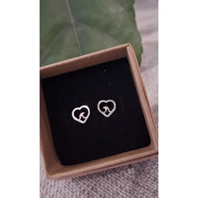 Heart wave studs