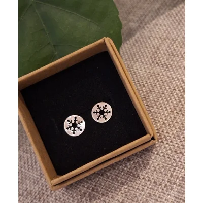 Circle Snowfake  Cutout studs